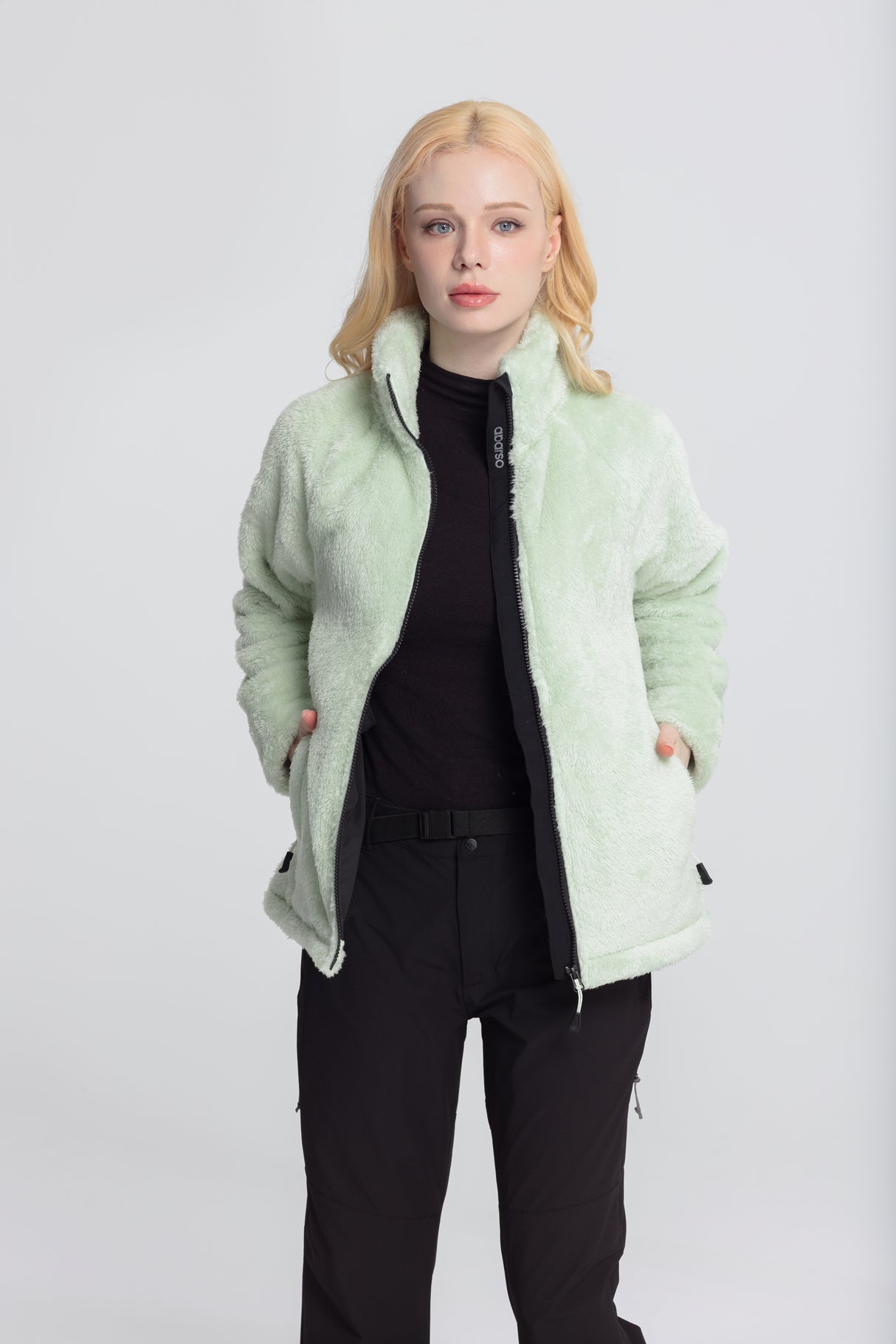 Women_s_PeakSoft_Jacket