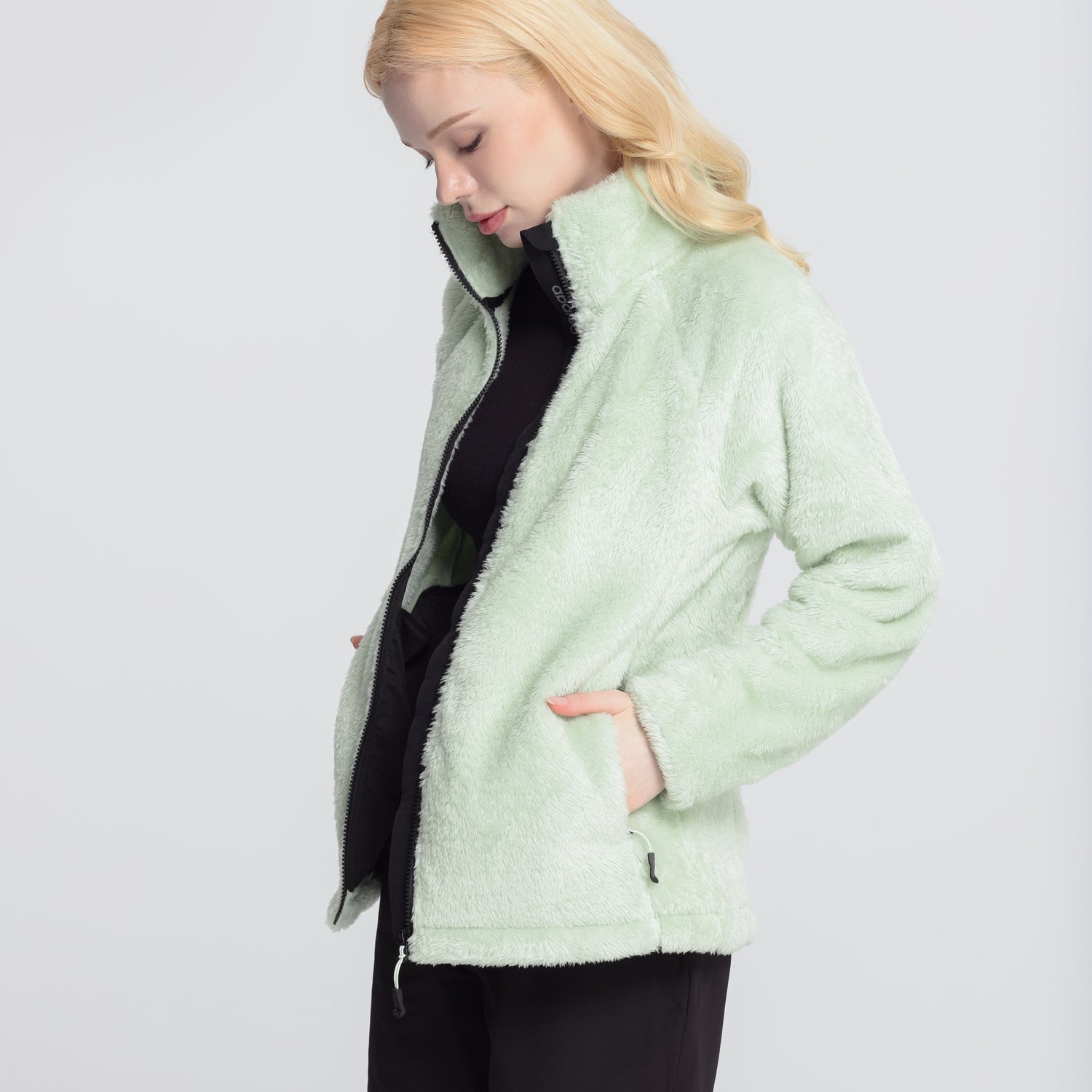 Women_s_PeakSoft_Jacket