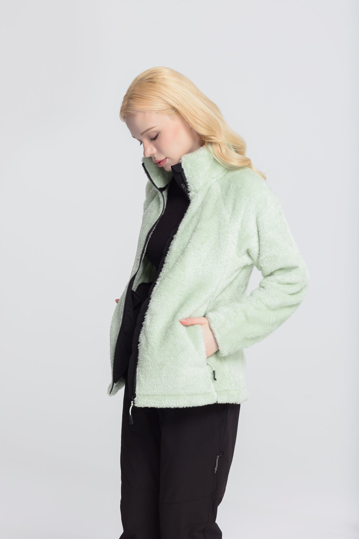 Women_s_PeakSoft_Jacket