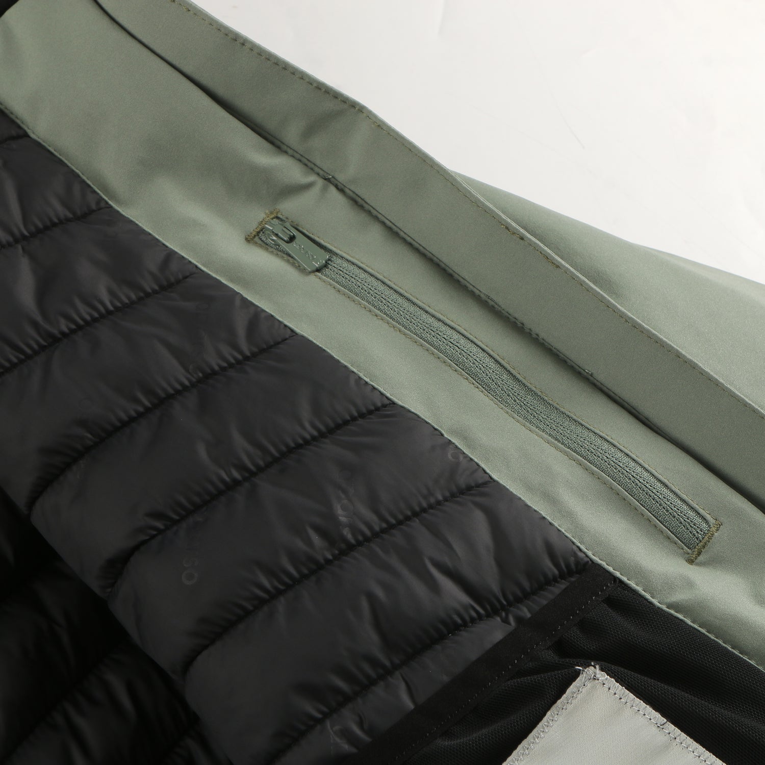mens-snow-jacket