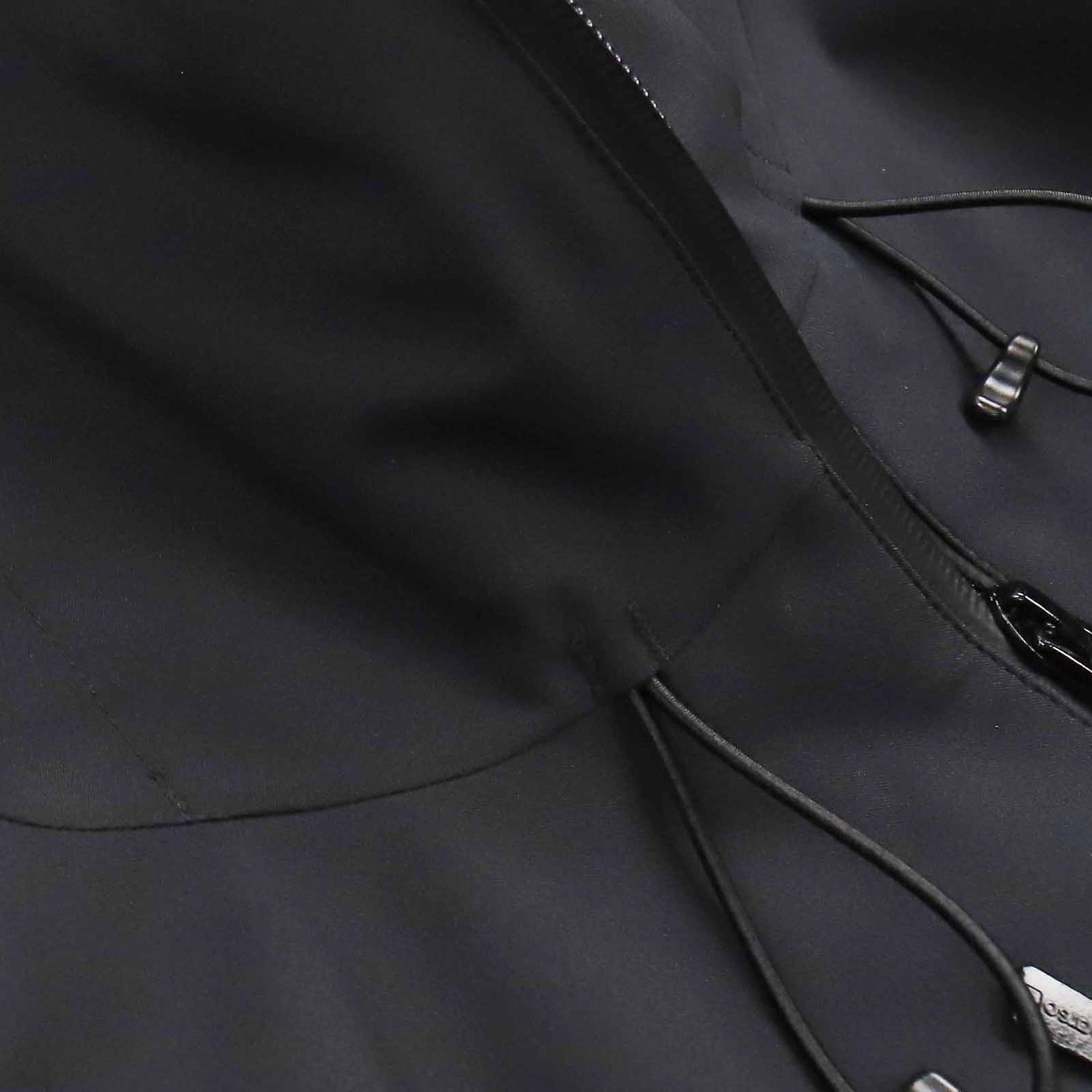 womens-recycled-shell-jacket