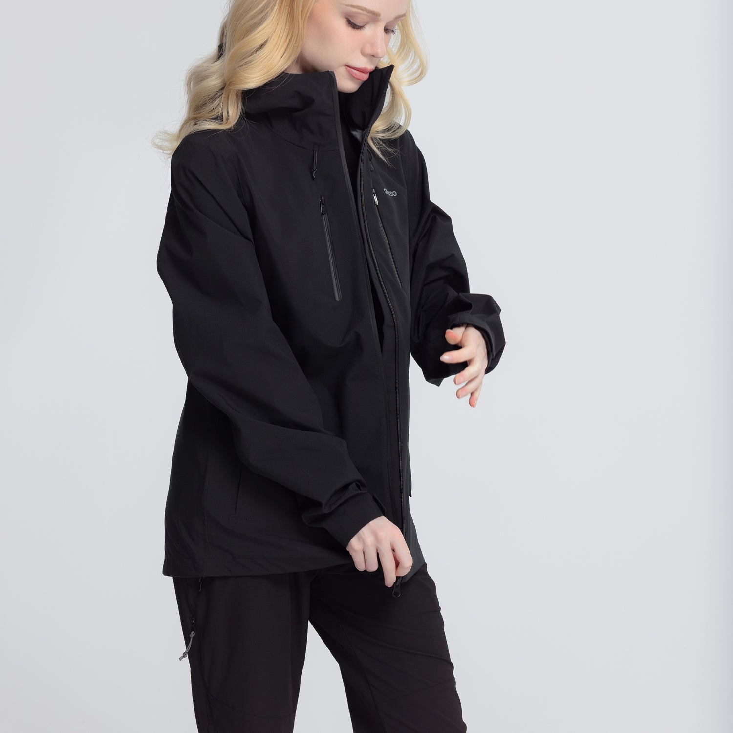 womens-recycled-shell-jacket