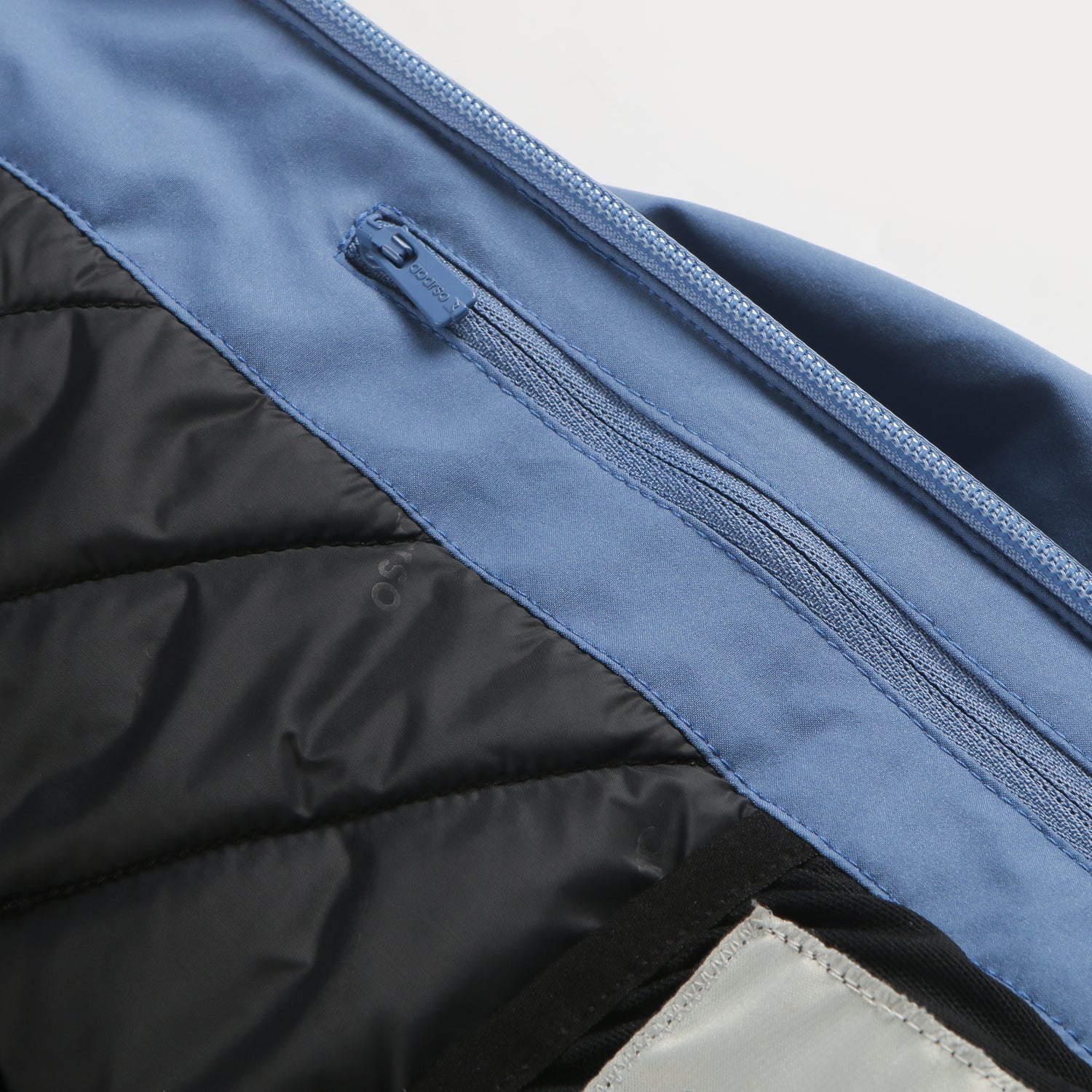 womens-ski-jacket