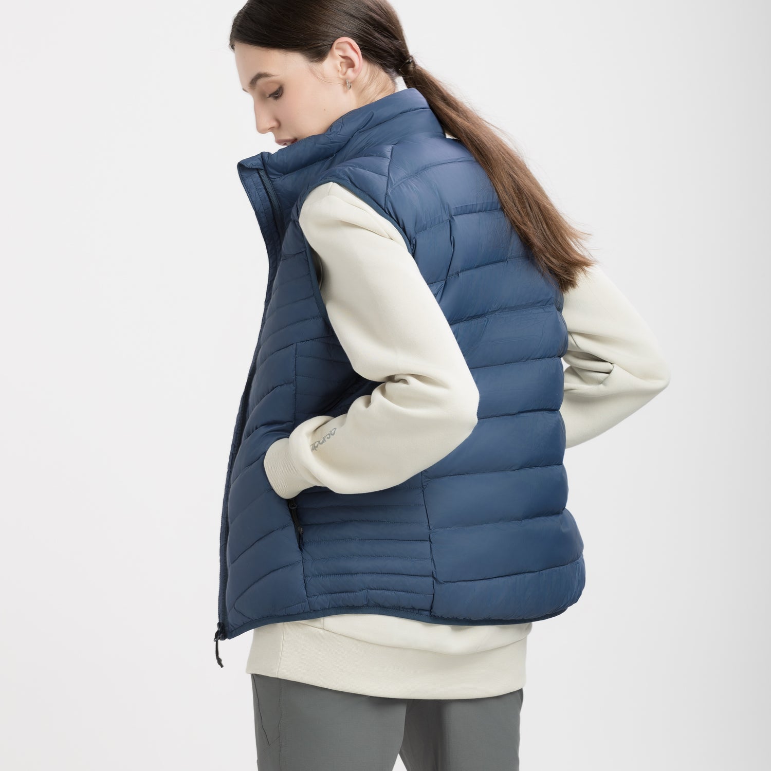 womens-stand-collar-down-vest