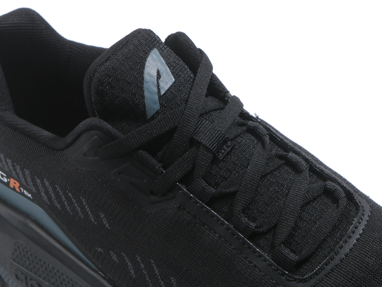 The Dasher Trail Running Shoes