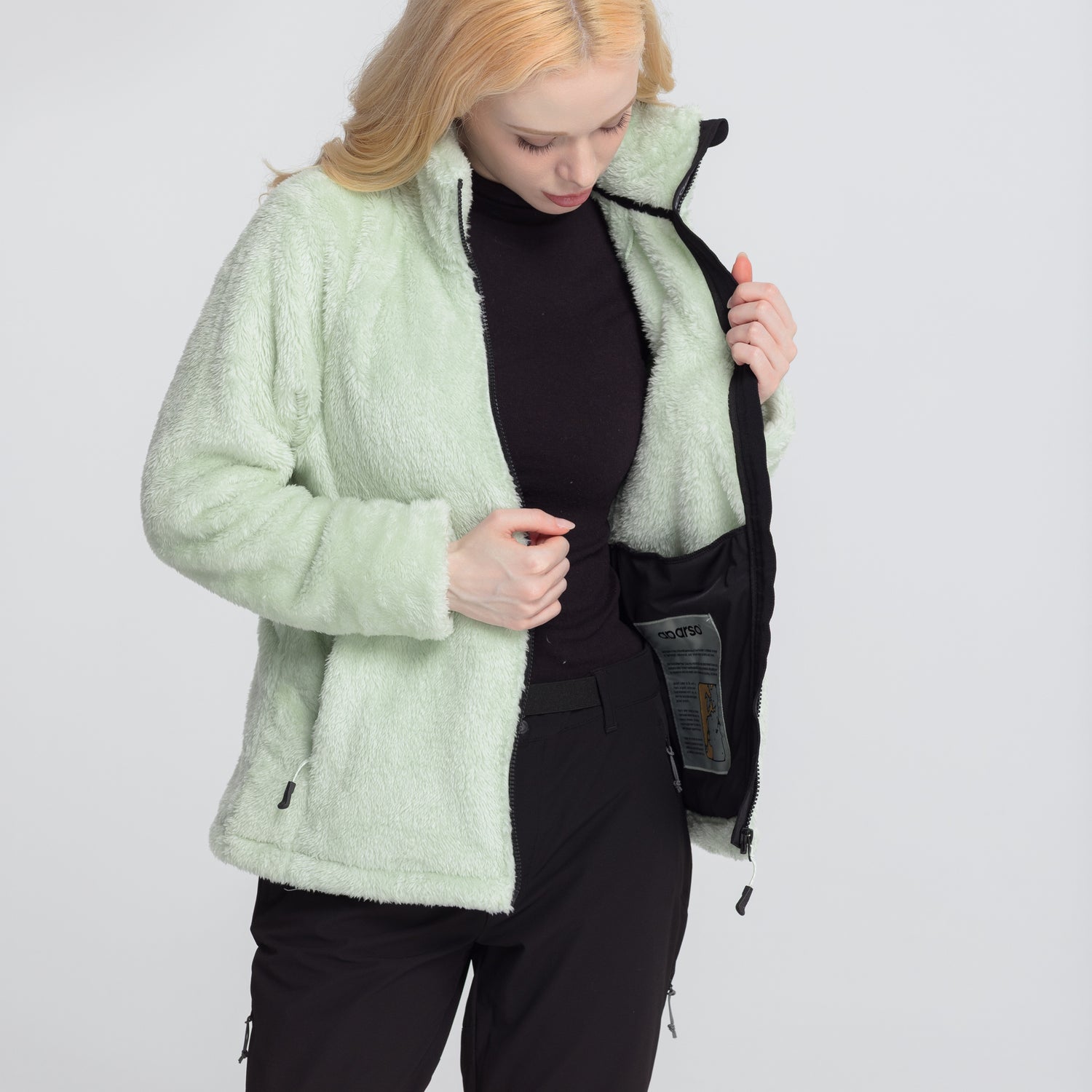 Women_s_PeakSoft_Jacket