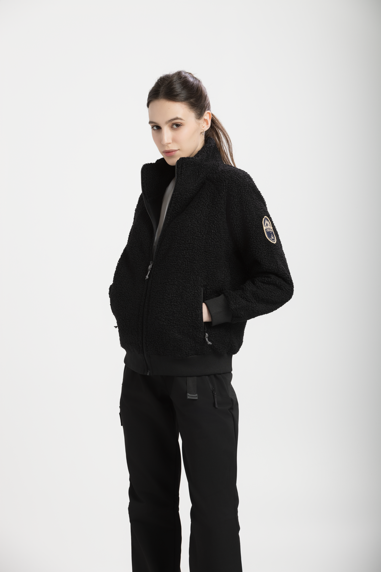 womens-midlayer-teddy-jacket