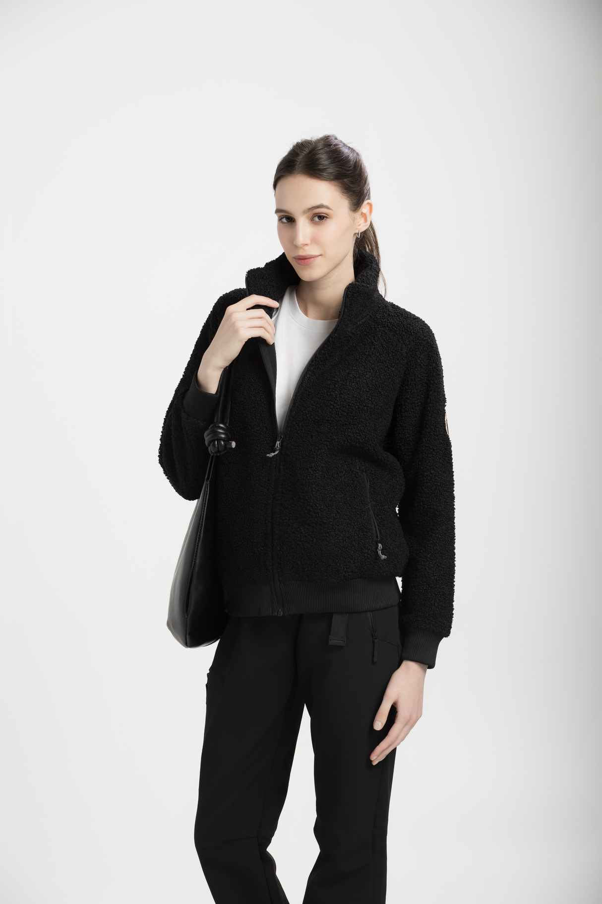 womens-midlayer-teddy-jacket